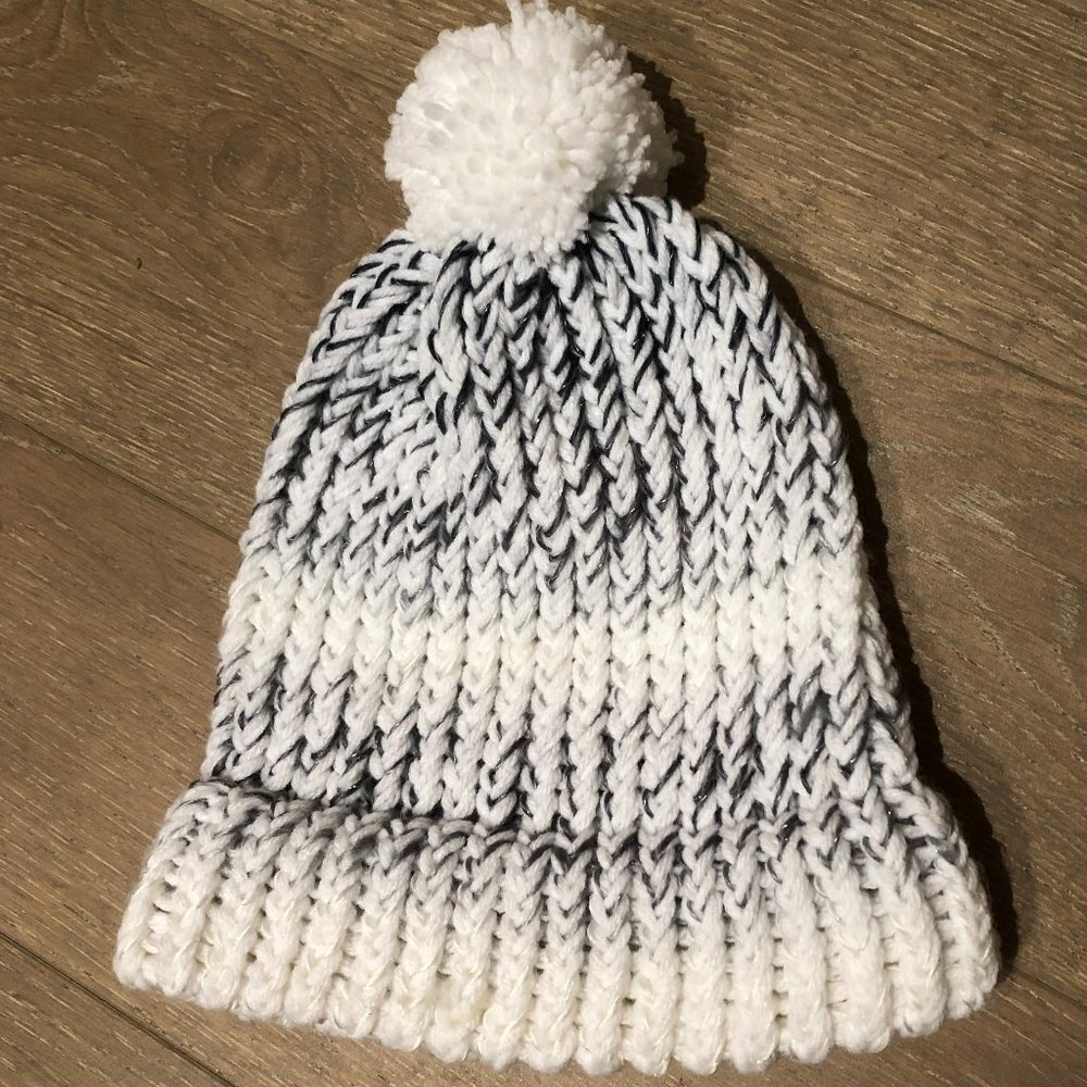 Hand Crafted Neutral Cozy Knit Toque with Pom-Pom in White + Grey Size OS